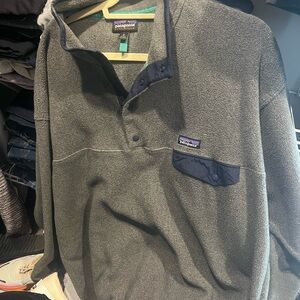 Patagonia Men's Gray Fleece Shirt